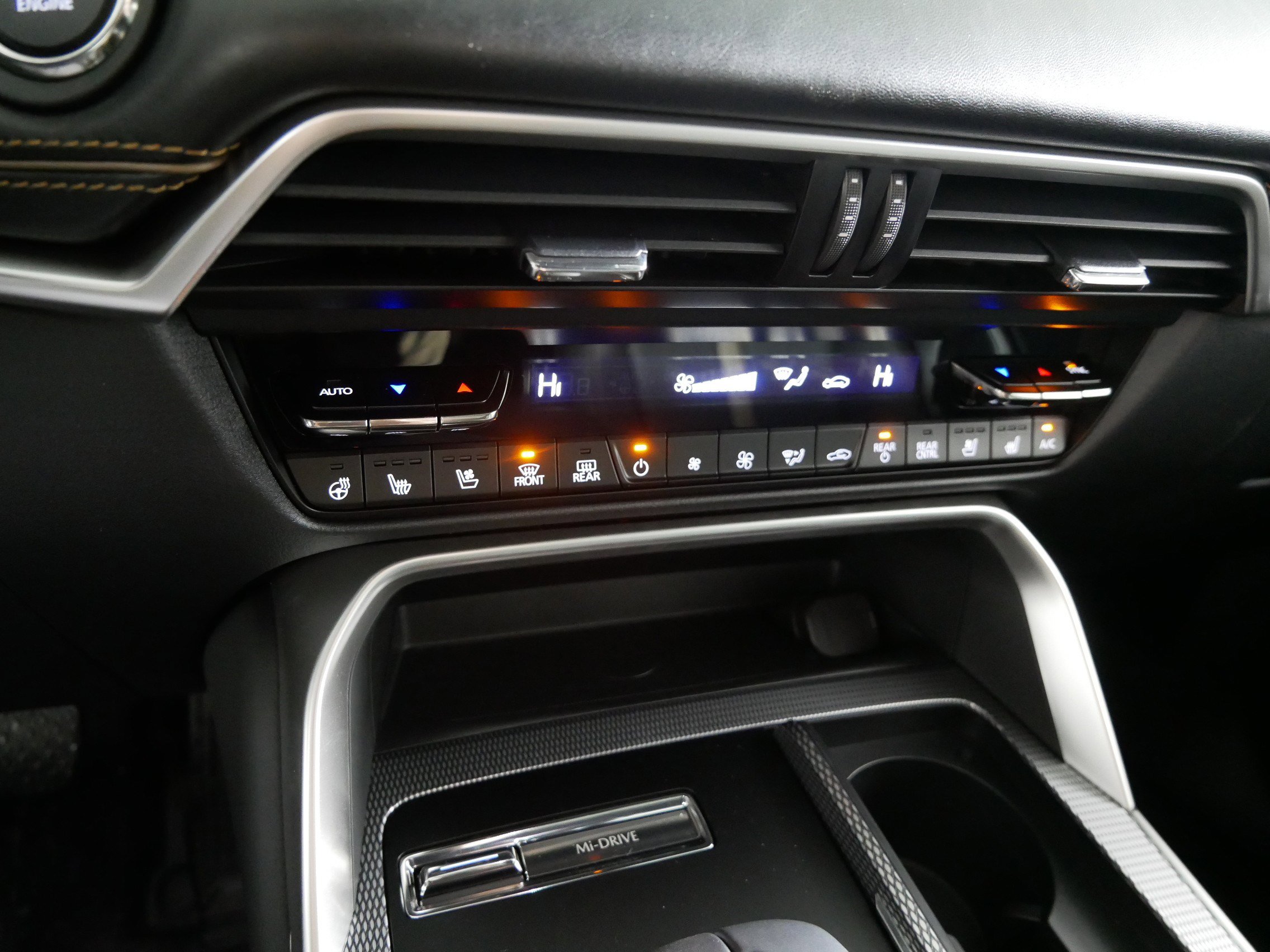 New 2026 MAZDA CX-90 3.3 Turbo w/ Premium Plus Pkg image 7