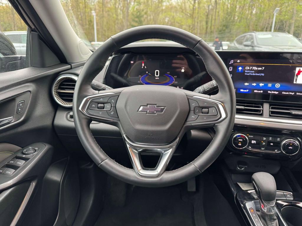 Used 2024 Chevrolet Trax ACTIV w/ Driver Confidence Package FWD image 21