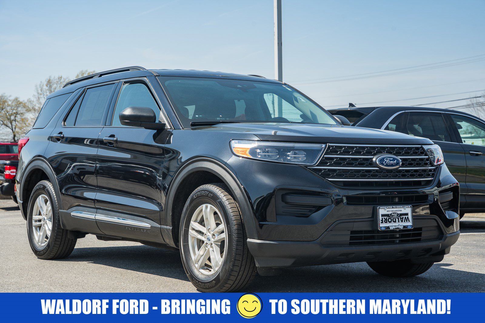 Used 2022 Ford Explorer XLT image 1
