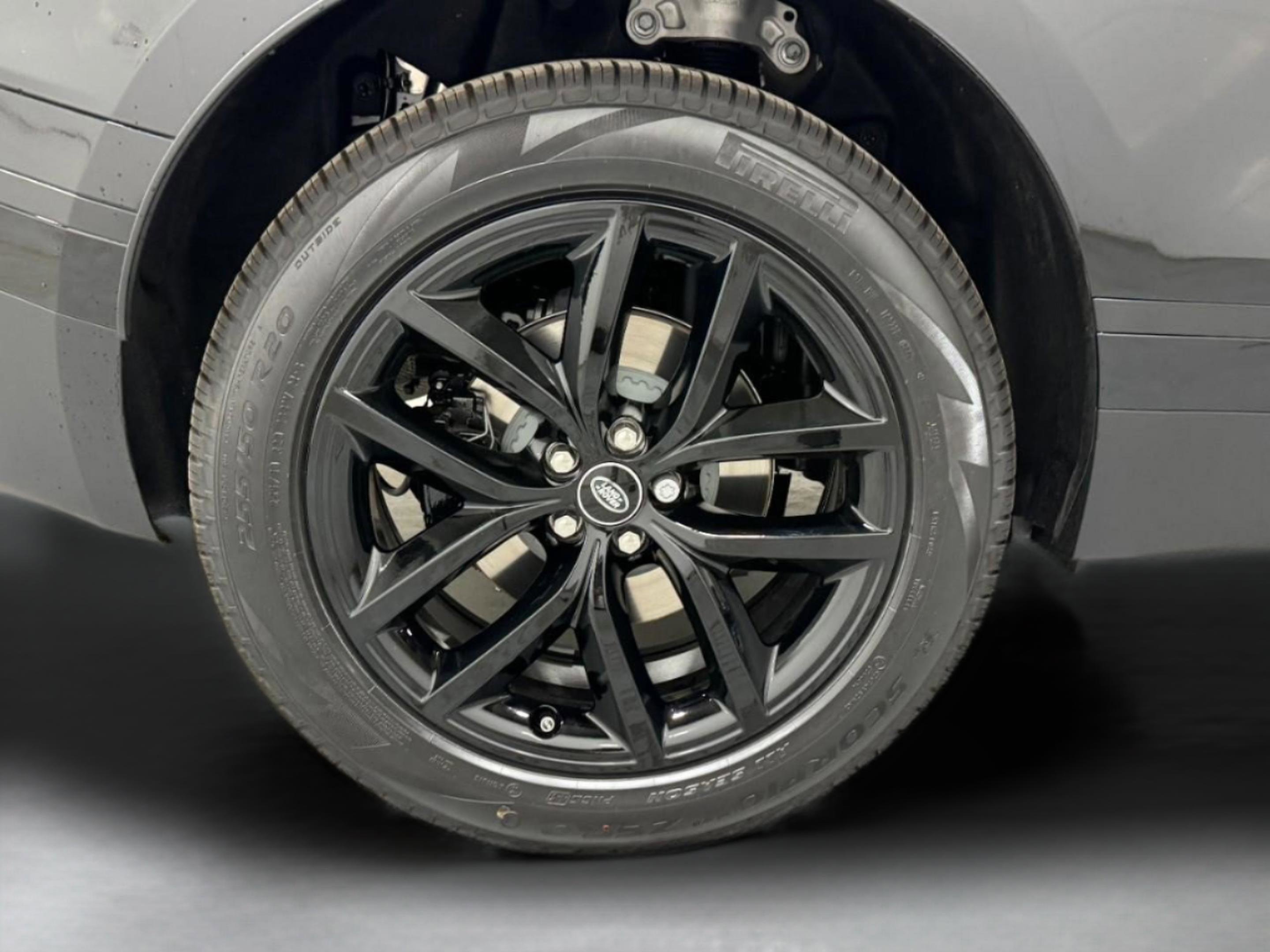 New 2026 Land Rover Range Rover Velar S image 8