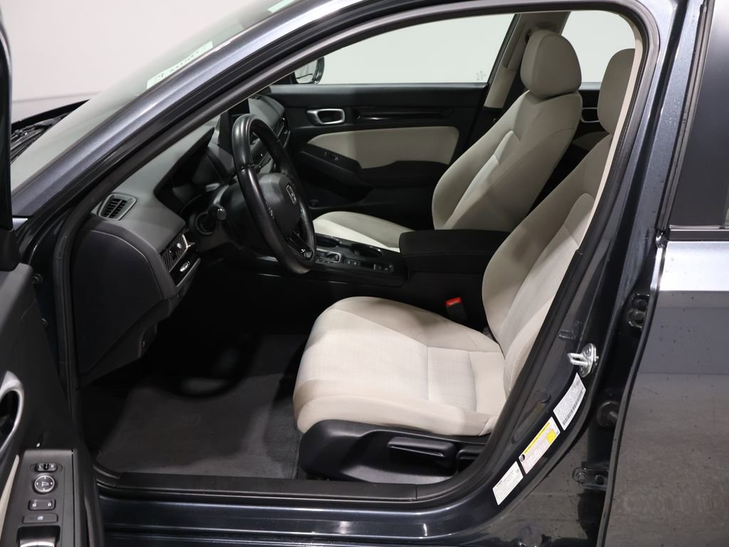 Used 2023 Honda Civic EX image 10