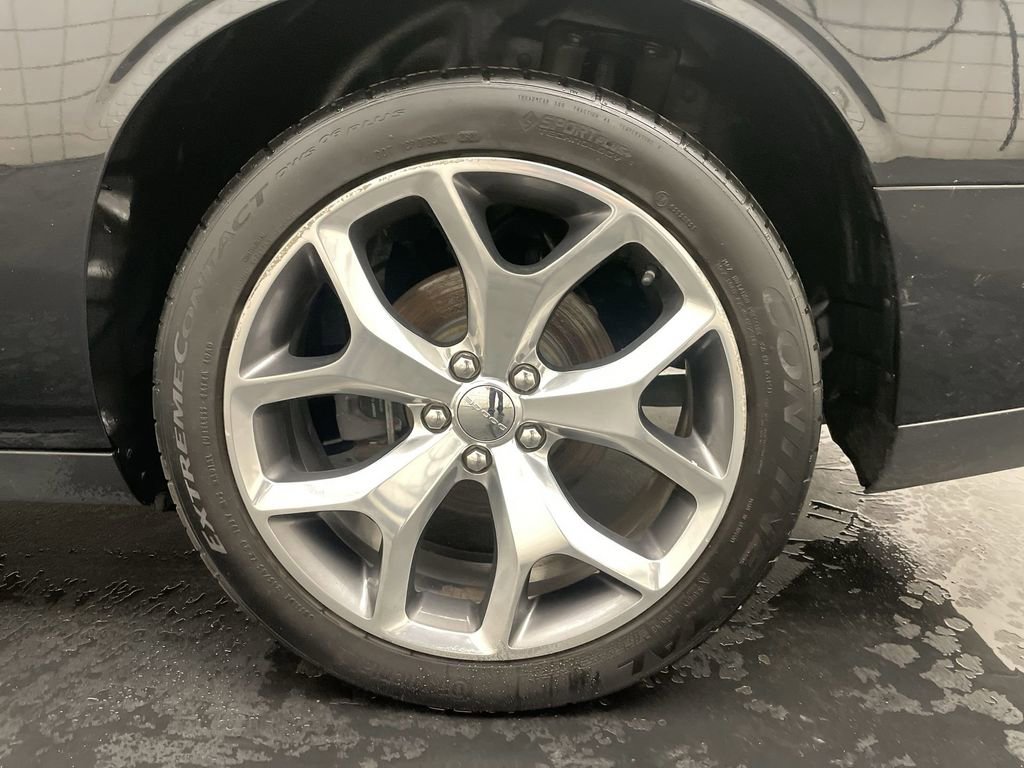 Used 2015 Dodge Challenger SXT Plus image 28