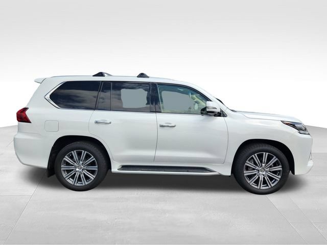 Used 2017 Lexus LX 570 4WD w/ Luxury Package image 6