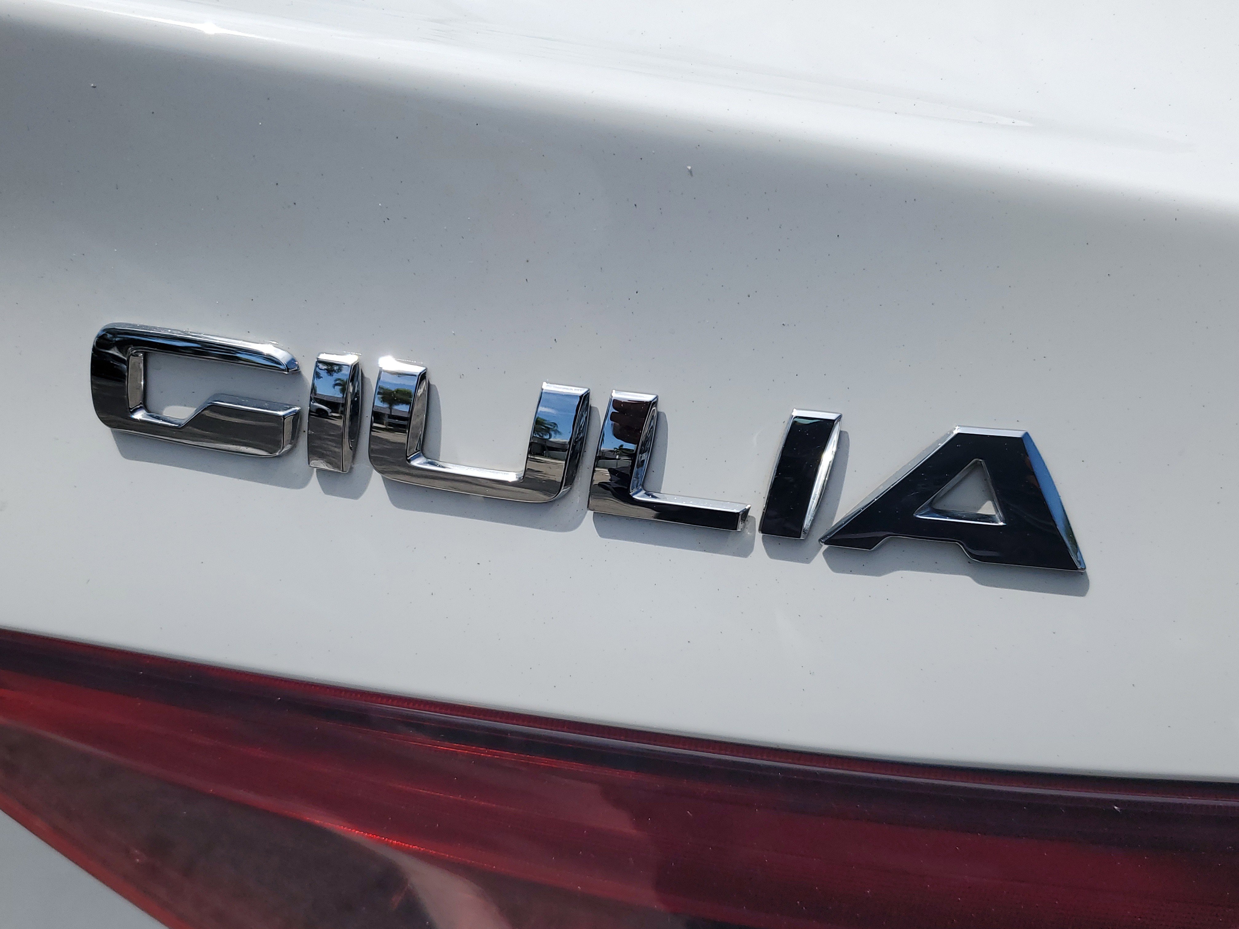 Used 2022 Alfa Romeo Giulia Ti image 30