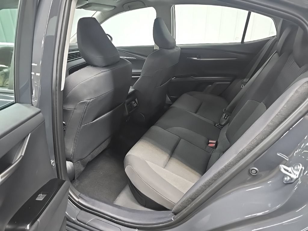 Used 2025 Toyota Camry LE w/ Convenience Package AWD/4WD image 30