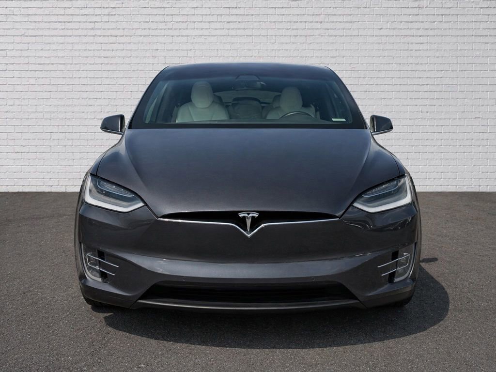 Used 2020 Tesla Model X AWD/4WD image 2