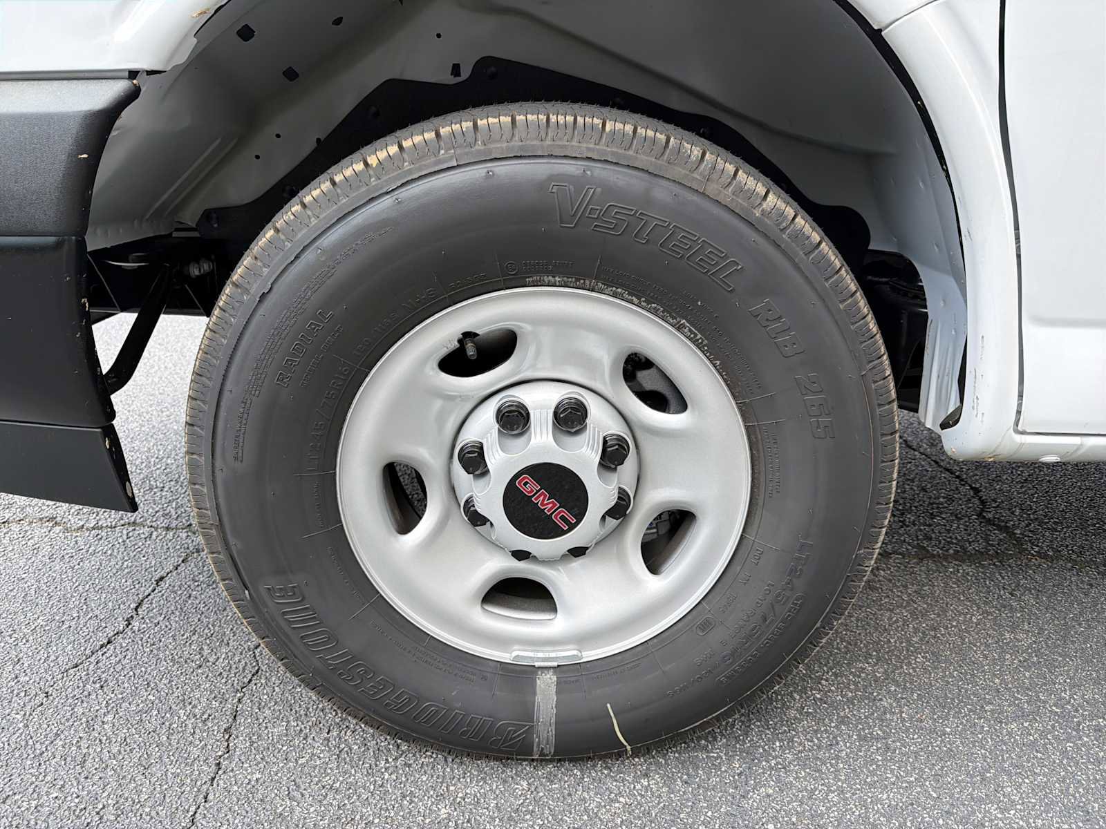 New 2025 GMC Savana 2500 w/ Driver Convenience Package image 9