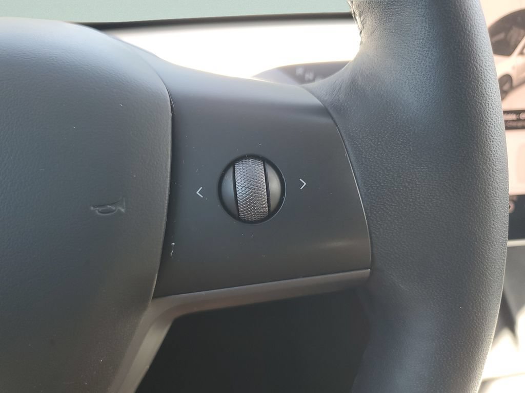 Used 2023 Tesla Model 3 Standard Range RWD image 22