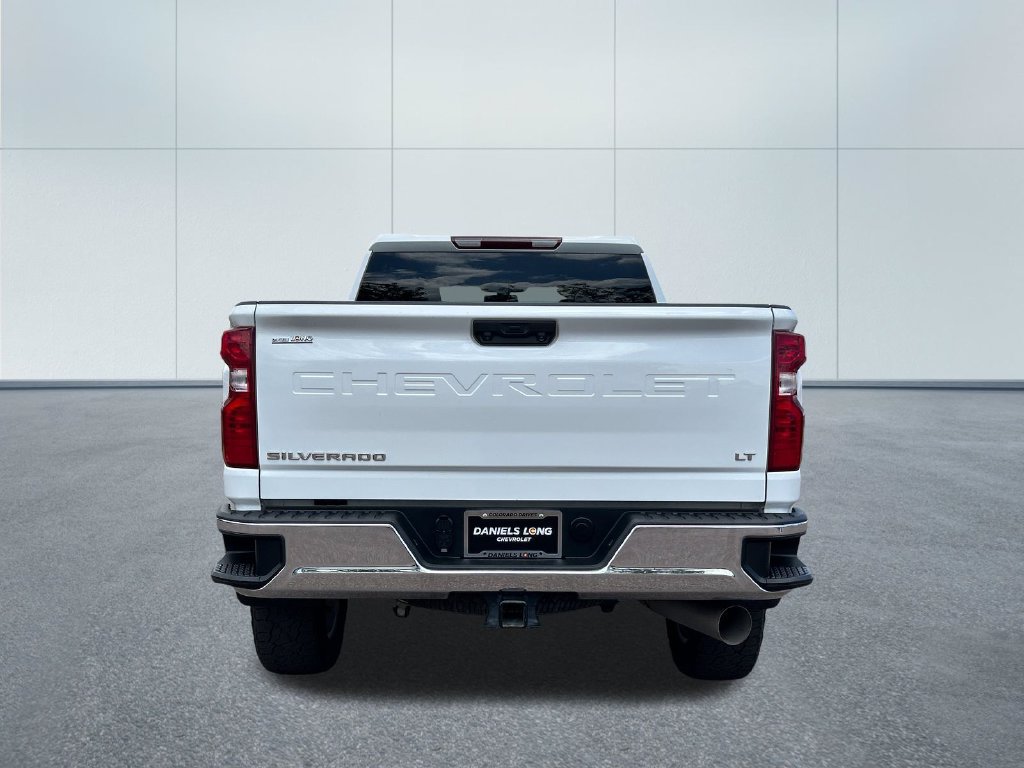 Used 2022 Chevrolet Silverado 2500 LT w/ Convenience Package AWD/4WD image 4