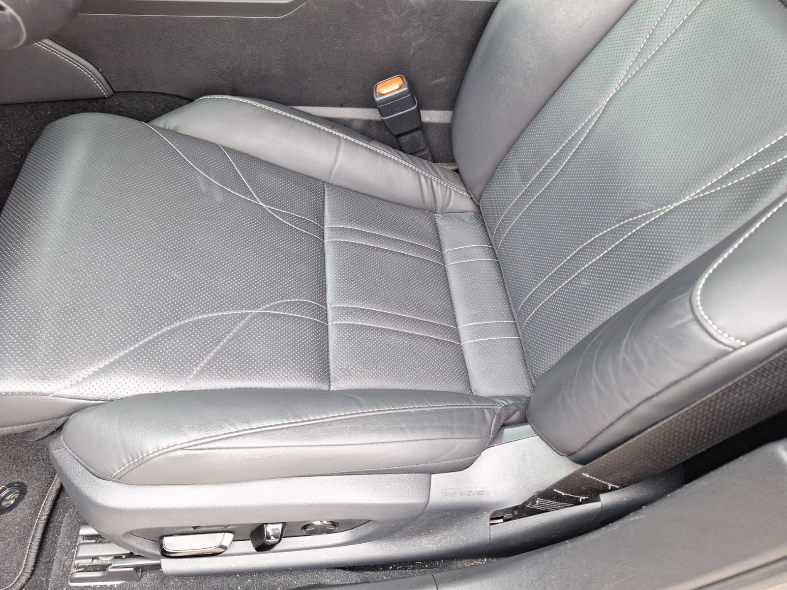 Used 2025 Lexus ES 350 Ultra Luxury FWD image 15