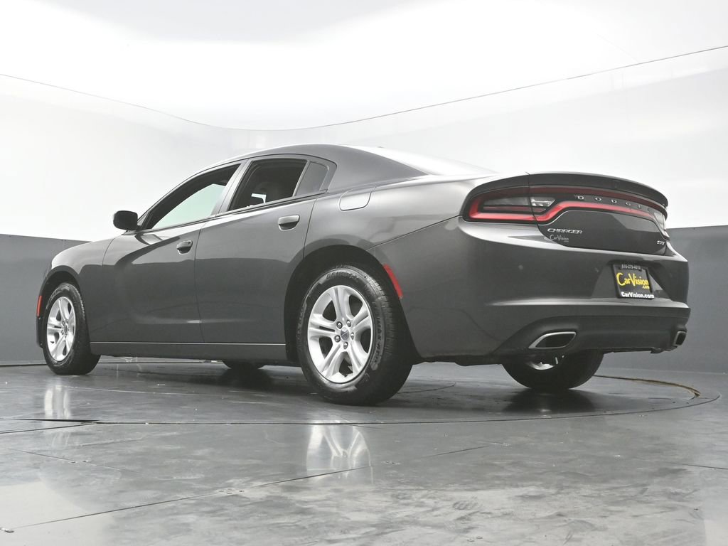 Used 2018 Dodge Charger SXT image 42