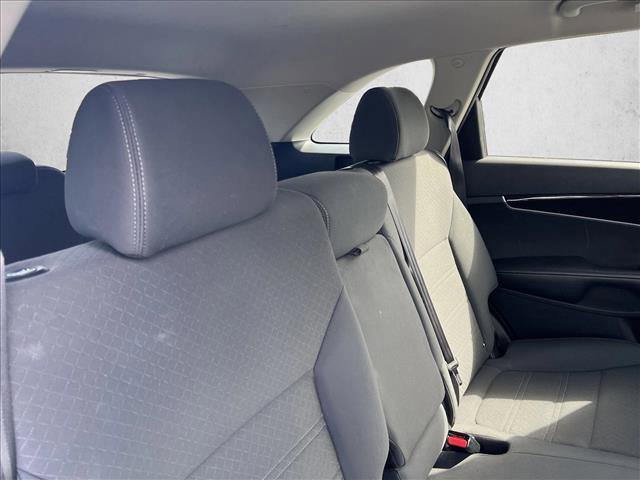 Used 2020 Kia Sorento L image 21