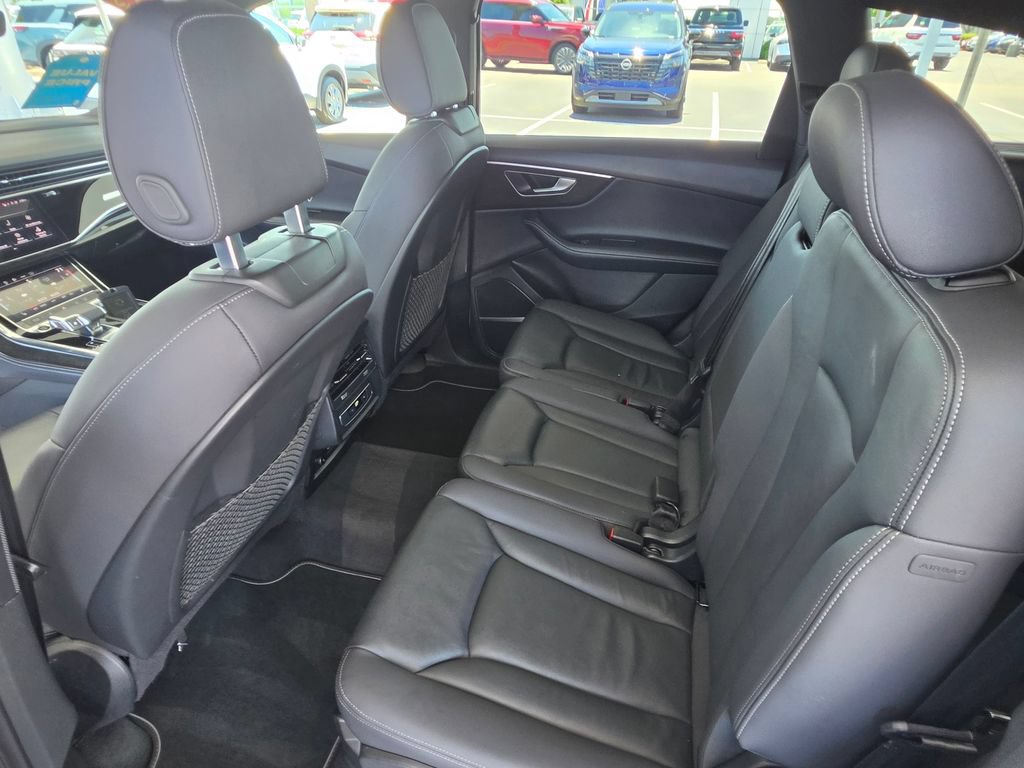 Used 2025 Audi Q7 3.0T Premium Plus AWD/4WD image 15