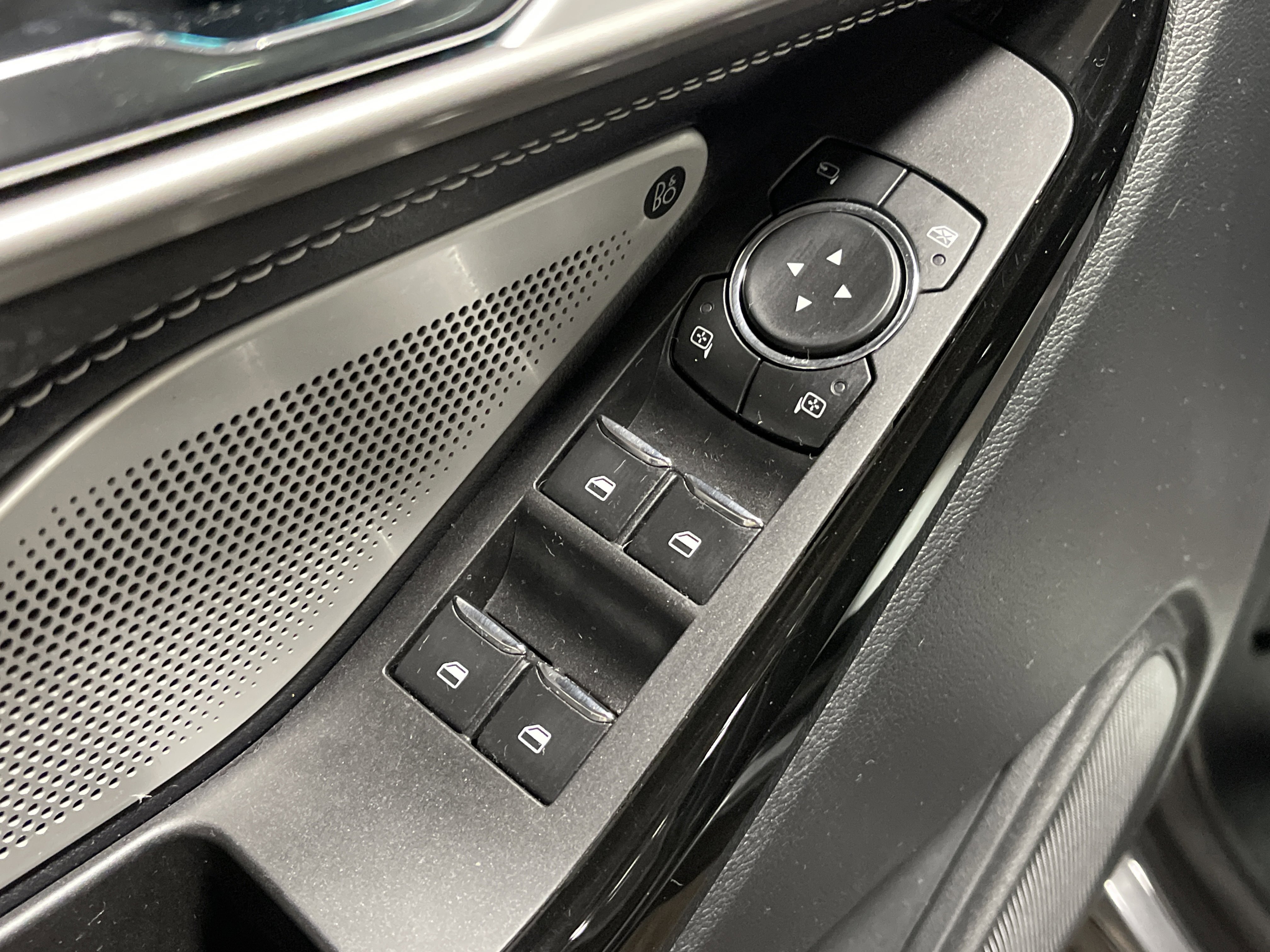 Used 2021 Ford Explorer ST w/ Equipment Group 401A image 10