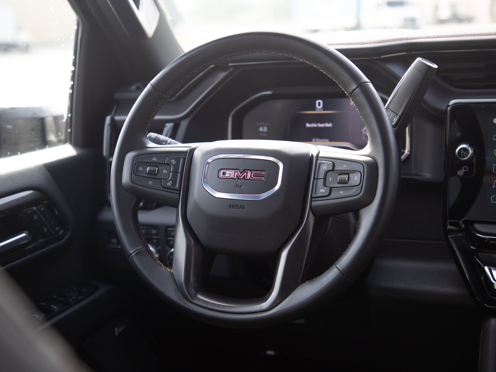 Used 2024 GMC Sierra 2500 AT4 w/ Technology Package AWD/4WD image 17