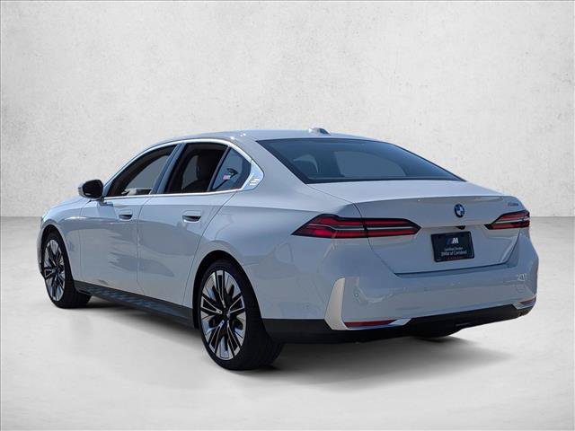 Used 2026 BMW 530i RWD image 9