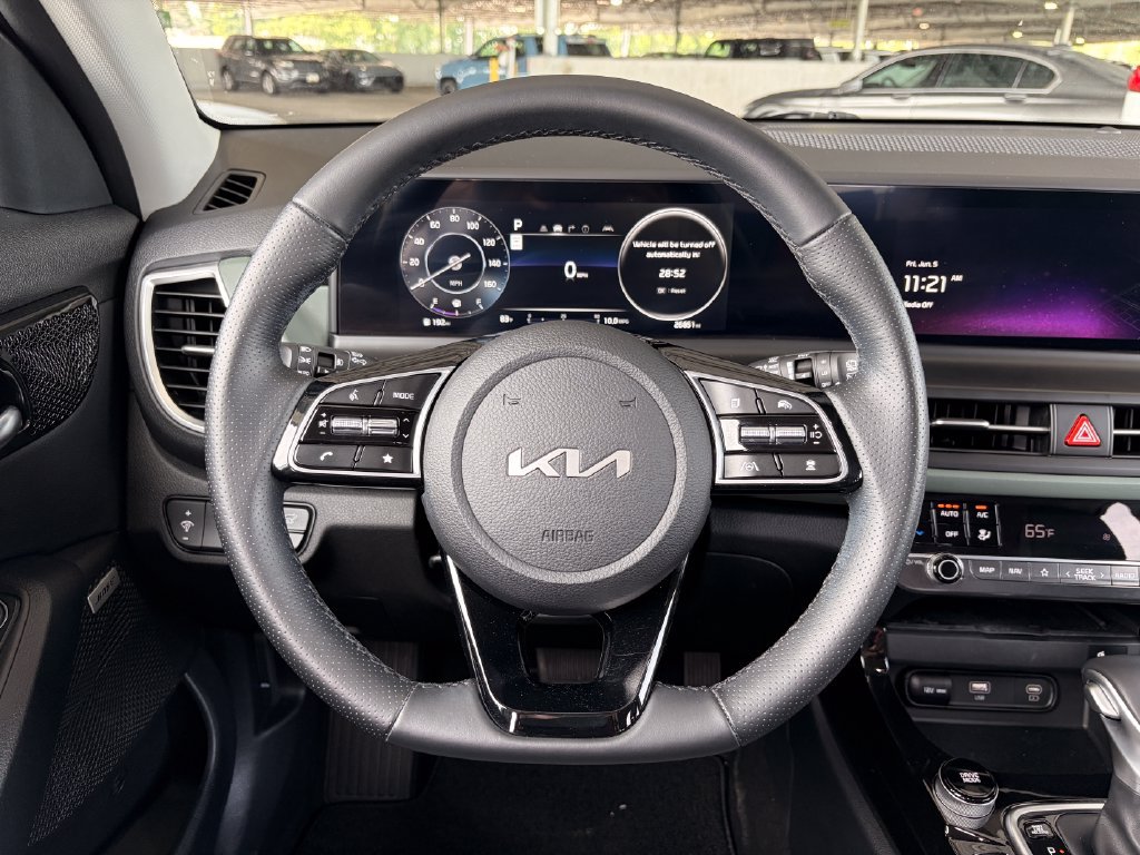 Used 2024 Kia Seltos SX w/ SX Sunroof Package AWD/4WD image 15
