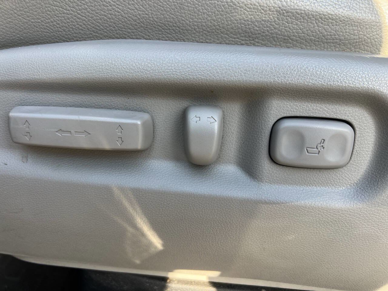 Used 2014 Honda Pilot EX-L image 10