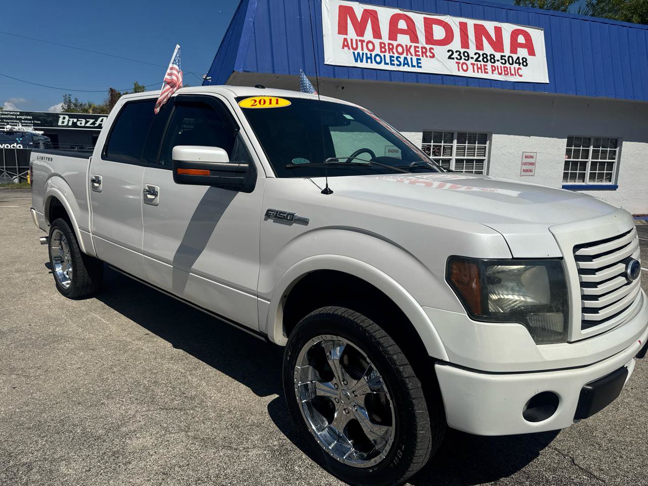 Used 2011 Ford F150 Lariat Limited AWD/4WD image 4