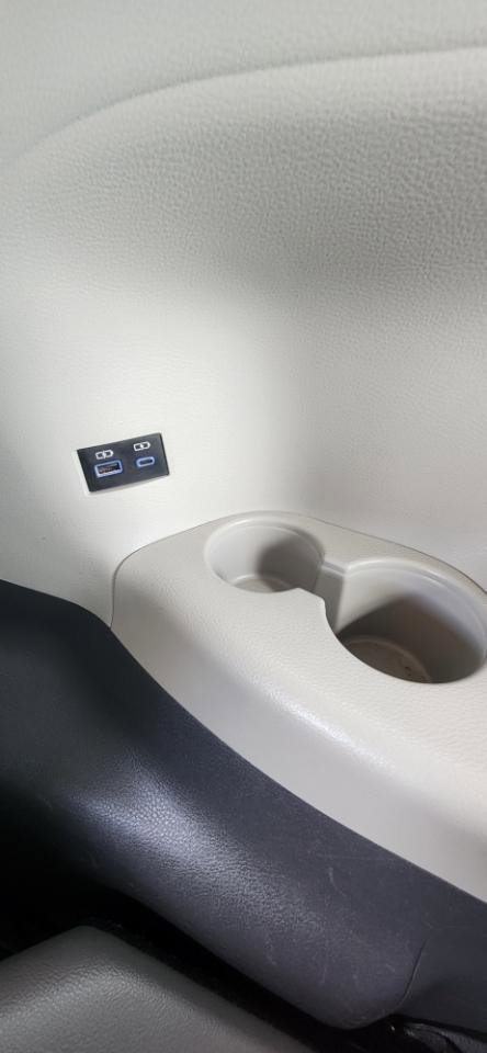 Used 2022 Toyota Sienna XLE image 20