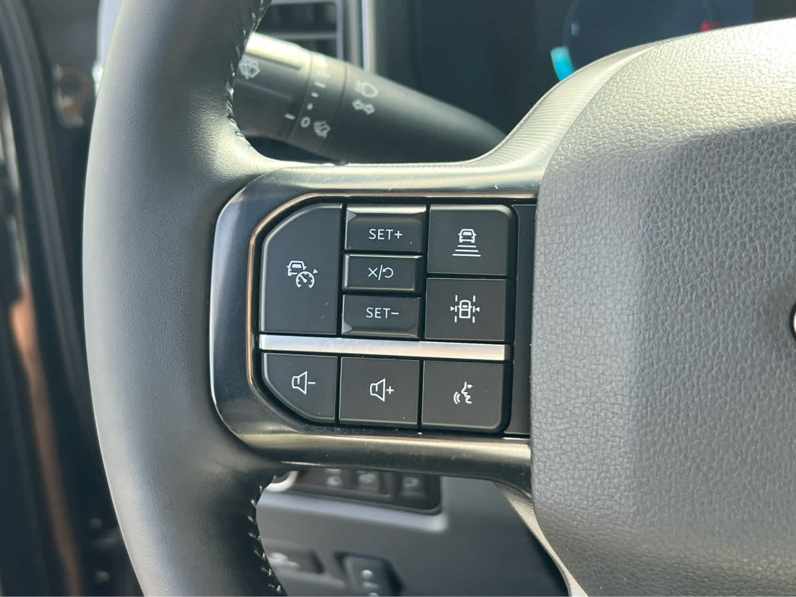 Used 2026 Ford F350 Platinum AWD/4WD image 34