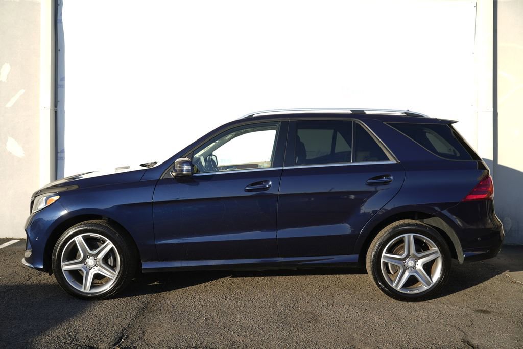 Used 2017 Mercedes-Benz GLE 400 4MATIC image 8