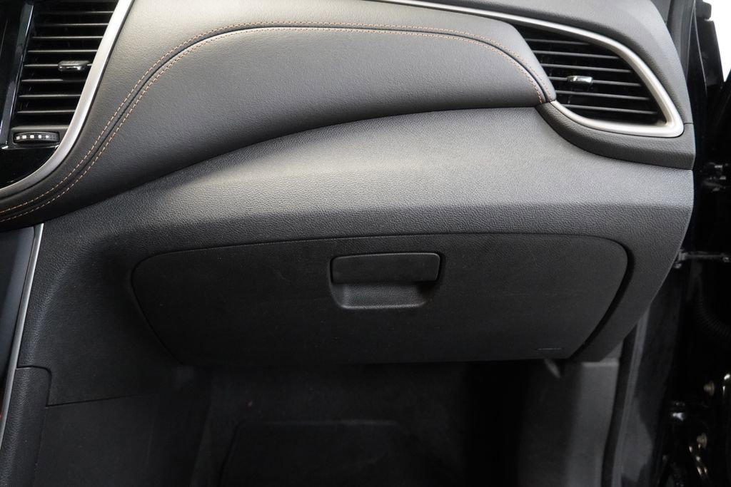 Used 2018 Chevrolet Trax LS FWD image 34