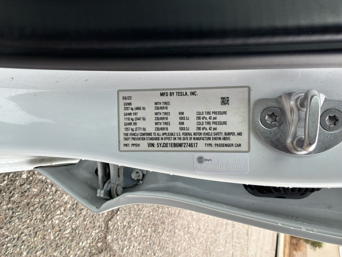 Used 2022 Tesla Model 3 Long Range AWD/4WD image 22