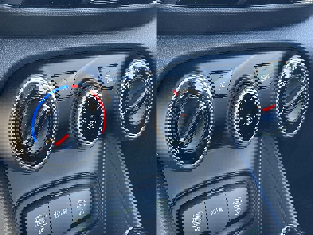 New 2026 Hyundai Venue SE image 26