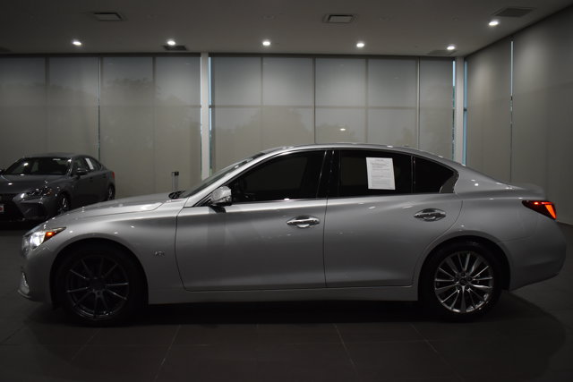 Used 2018 INFINITI Q50 Luxe RWD image 4