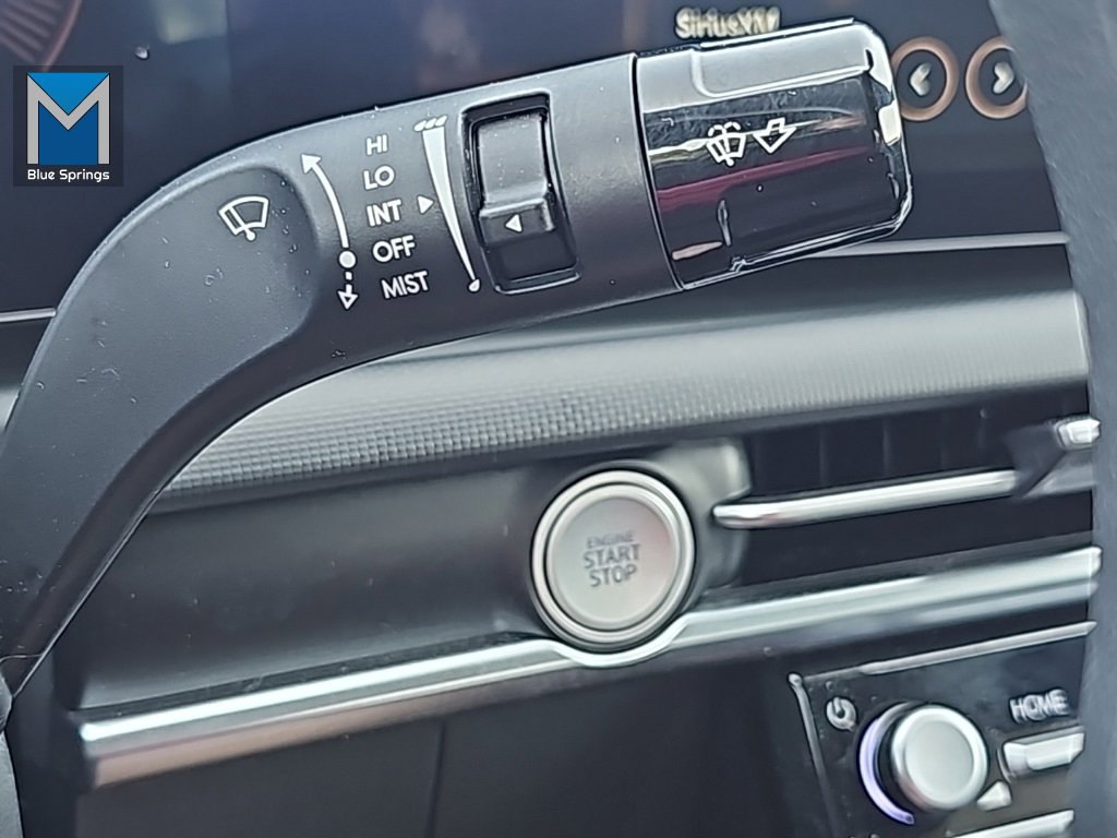 Used 2025 Hyundai Santa Cruz SE image 23