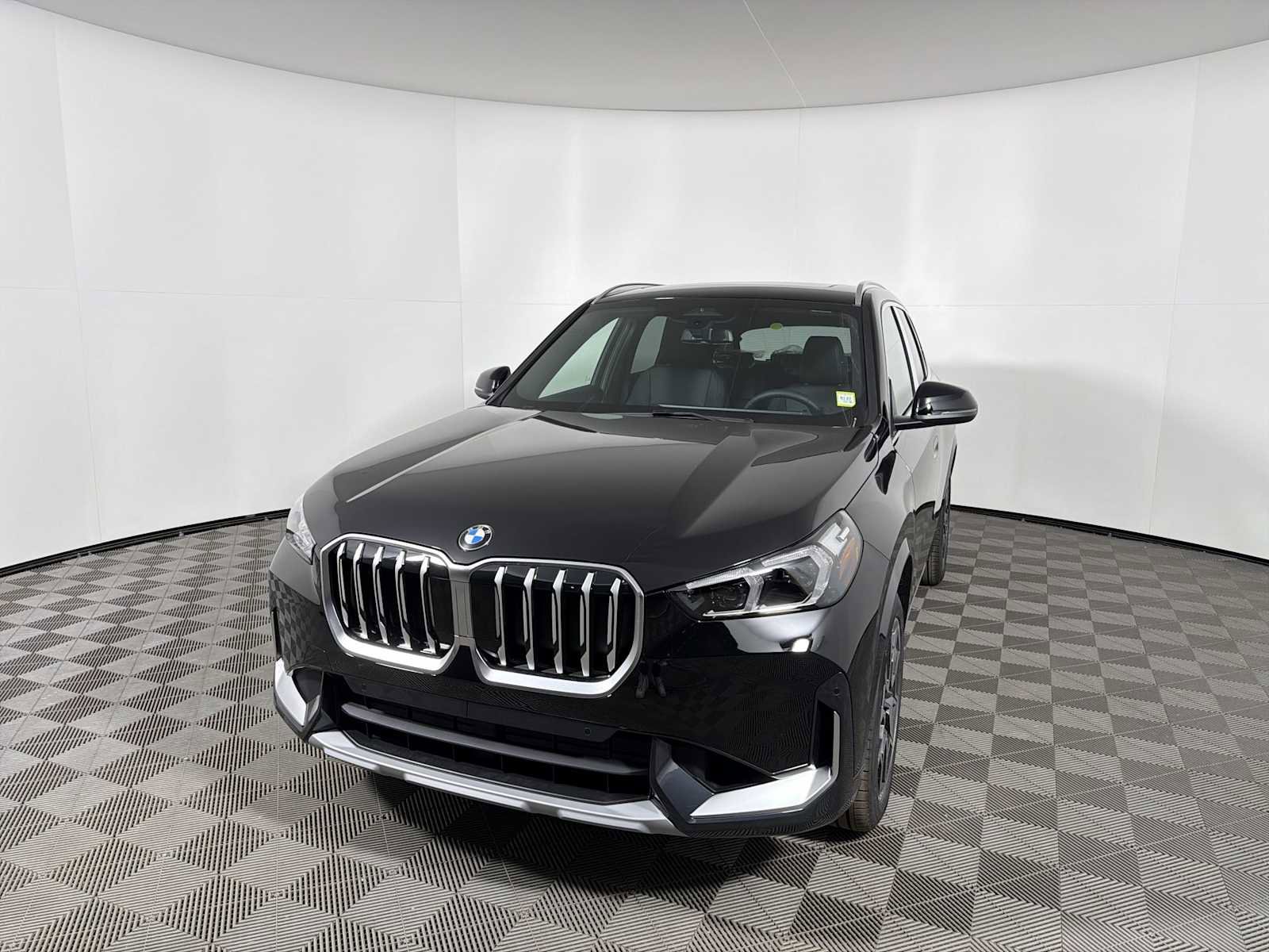 New 2026 BMW X1 xDrive28i w/ Convenience Package image 7