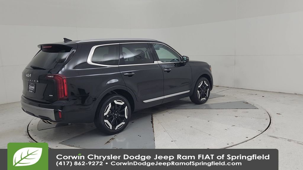 Used 2025 Kia Telluride S AWD/4WD image 15