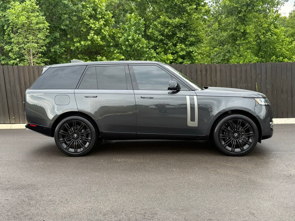 Used 2023 Land Rover Range Rover SE AWD/4WD image 9
