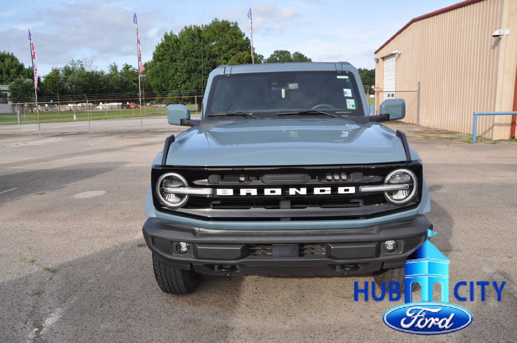 Used 2023 Ford Bronco Outer Banks AWD/4WD image 8