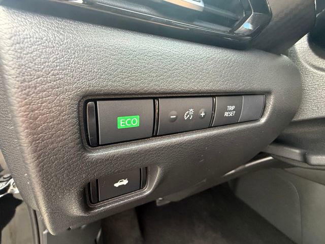 Certified 2025 Nissan Sentra SV w/ All-Weather Package FWD image 15