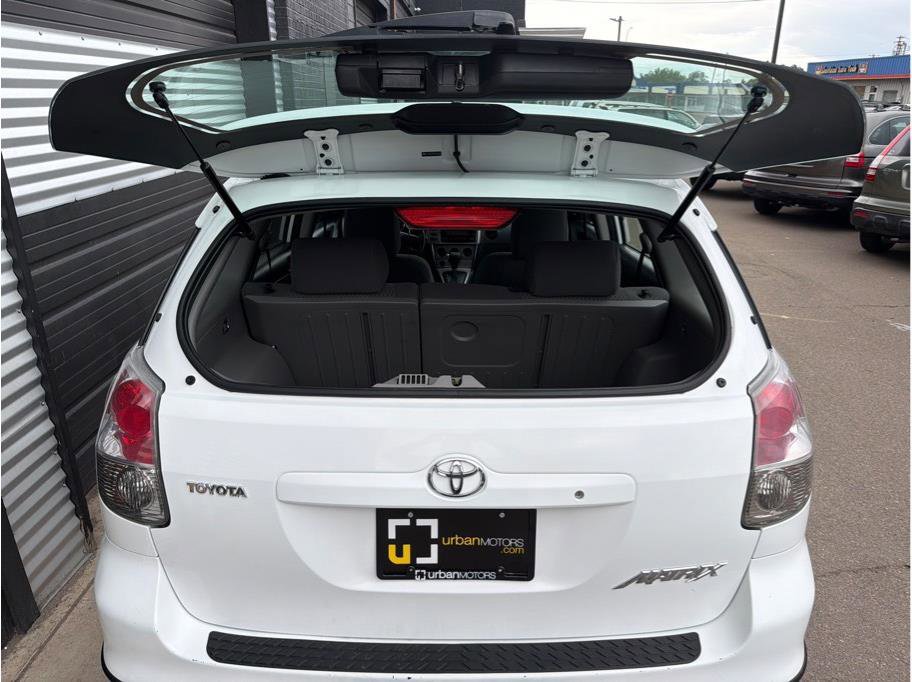 Used 2008 Toyota Matrix FWD image 21