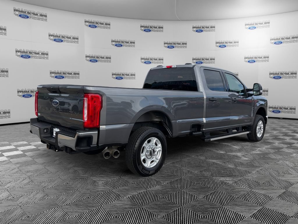 Used 2025 Ford F250 XLT AWD/4WD image 5