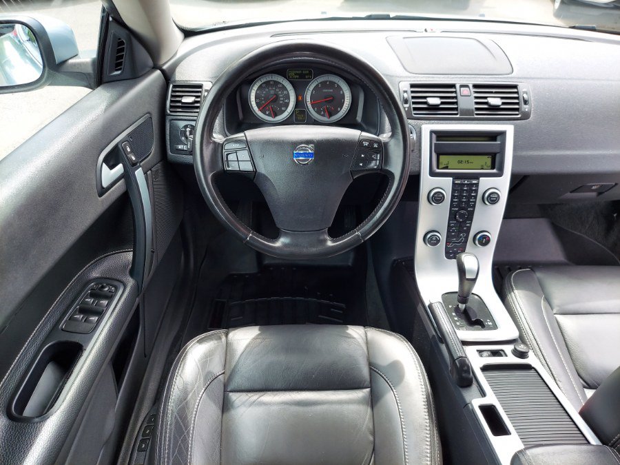 Used 2012 Volvo C70 T5 w/ Climate Pkg FWD image 10