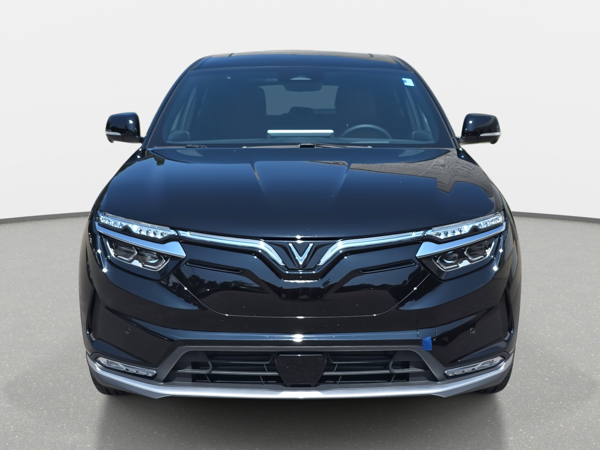 New 2025 VinFast VF 8 Plus image 2