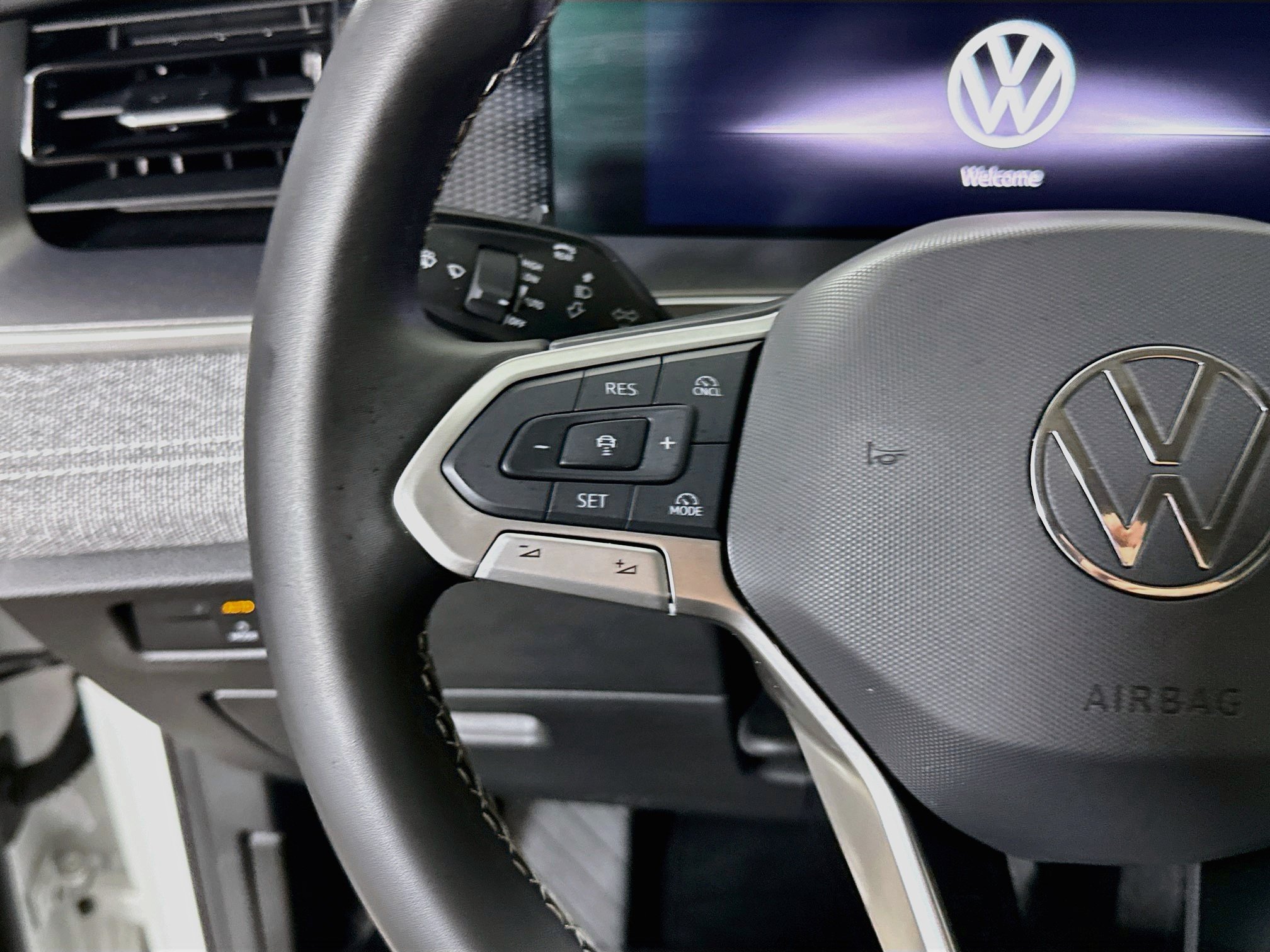 Used 2025 Volkswagen Tiguan S FWD image 14