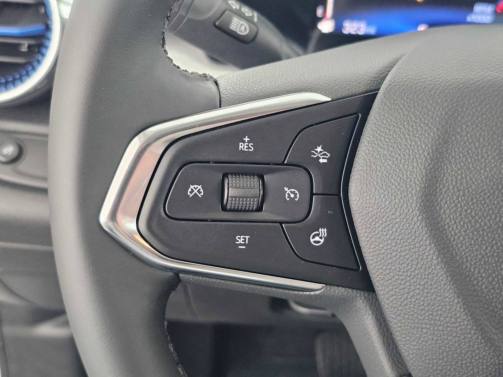 New 2026 Chevrolet Trax LT w/ Driver Confidence Package FWD image 27