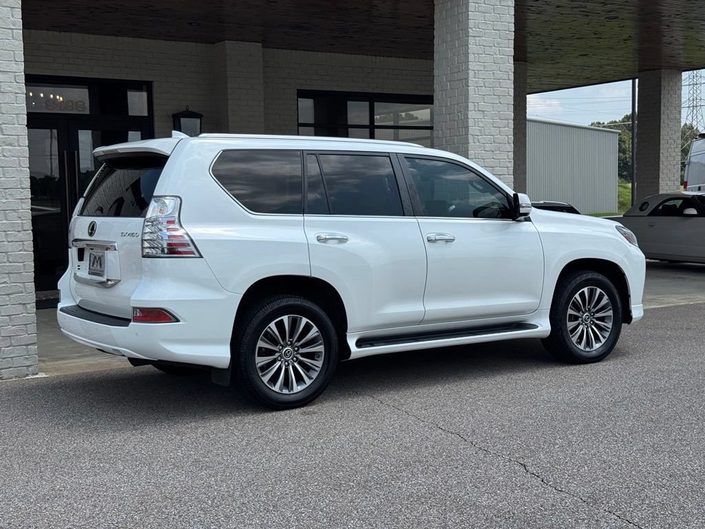 Used 2022 Lexus GX 460 Luxury w/ Accessory Package AWD/4WD image 13