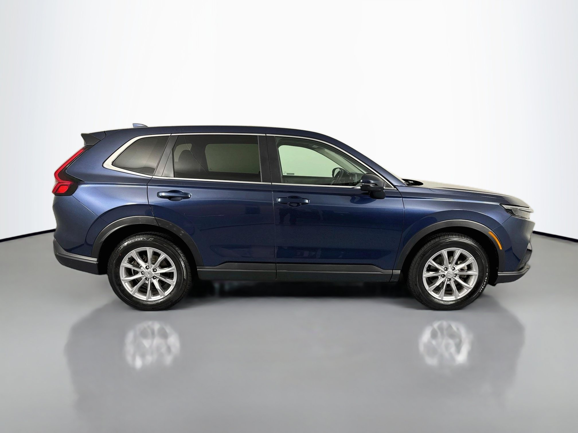Certified 2023 Honda CR-V EX image 4