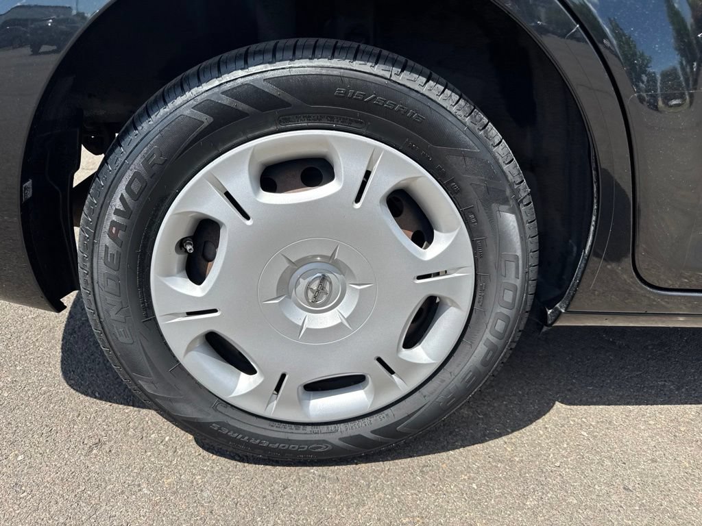 Used 2014 Scion xB FWD image 9