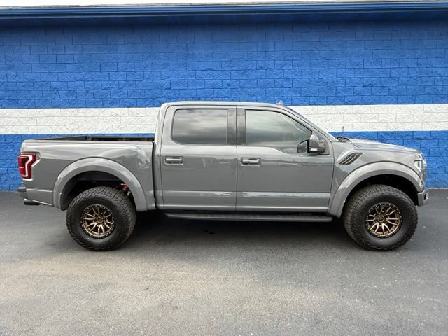 Used 2020 Ford F150 Raptor w/ Equipment Group 802A Luxury AWD/4WD image 2
