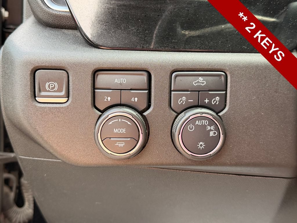 Used 2023 Chevrolet Silverado 1500 LT AWD/4WD image 24