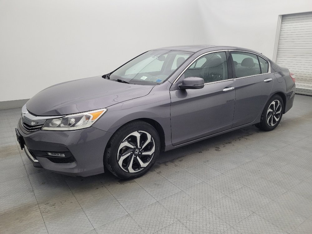 Used 2017 Honda Accord EX-L image 2