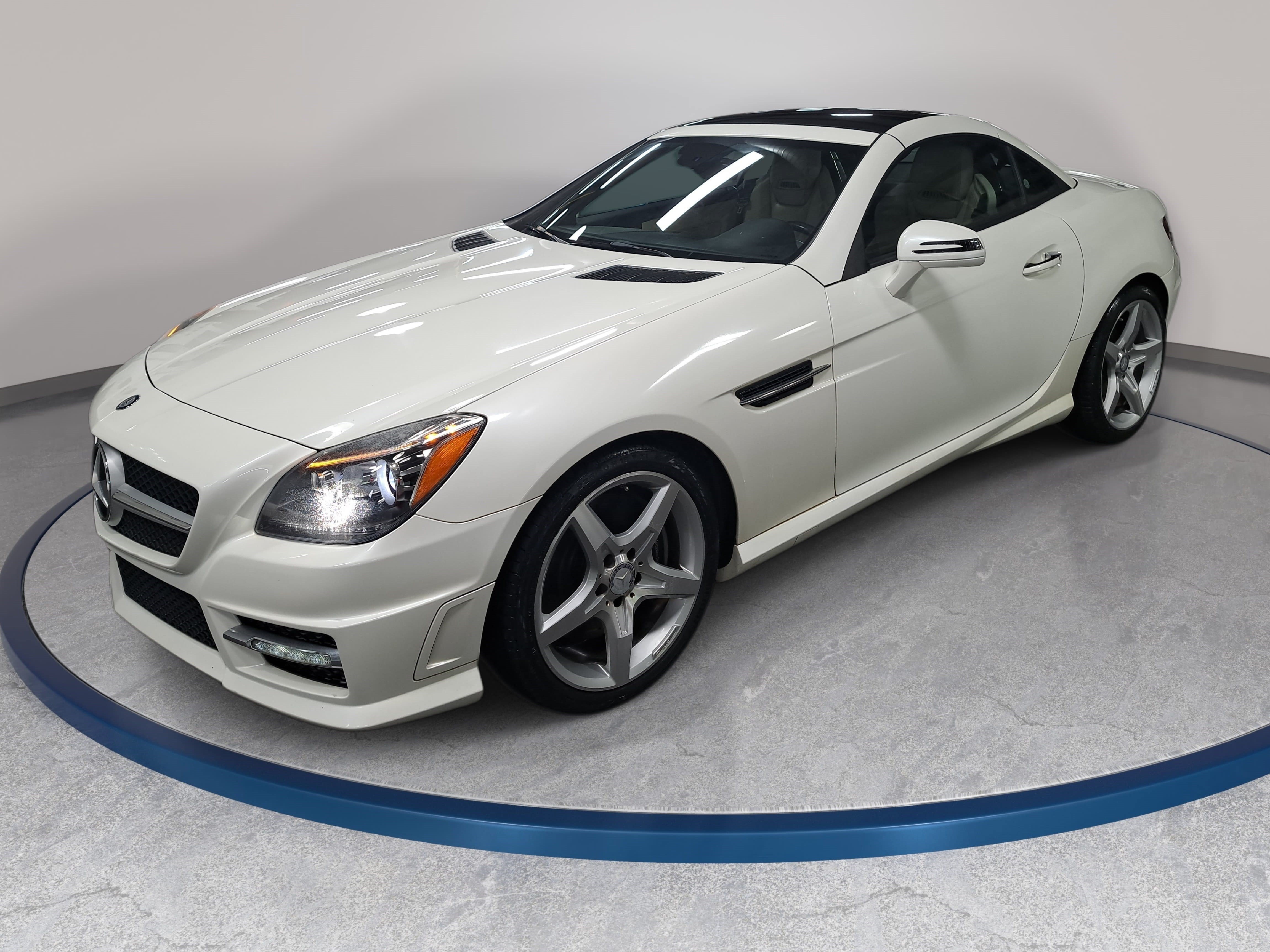 Used 2014 Mercedes-Benz SLK 350 video 1