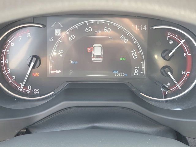 Used 2025 Toyota RAV4 XLE FWD image 32